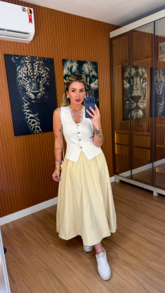 Imagem do Colete sophia tricot modal com renda (off white)