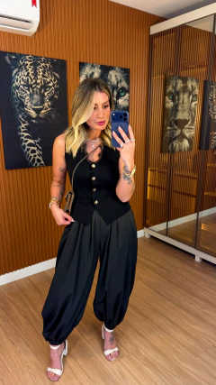 Imagem do Colete sophia tricot modal com renda (preto)