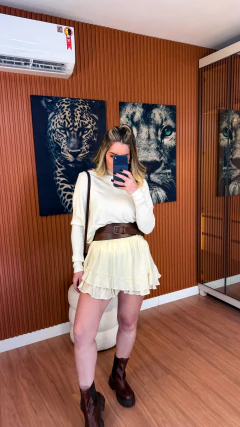 Short saia carlota viscolynho (off white) - comprar online