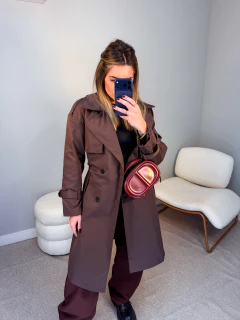 CASACO Zoe trench coat poliéster (marrom) - Jordanna Galia Store