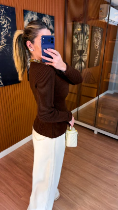 Blusa helena peplum manga longa tricot modal (marrom) - Jordanna Galia Store