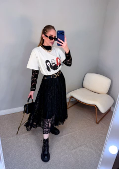 T-shirt maxi miranda , andy e emily (Off white ) - comprar online
