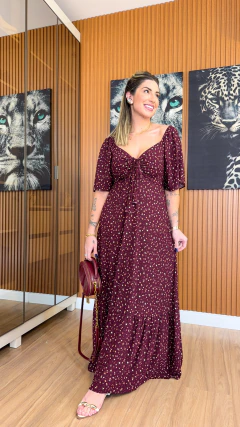 Vestido anni com manga viscolynho (floral vinho)