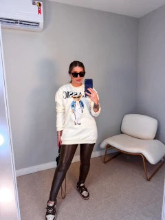 Imagem do Blusa urso oversize moletom flanelado (off white)