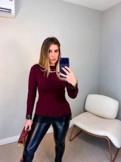Blusa rebeca manga longa renda viscolycra (vinho e preta) - comprar online