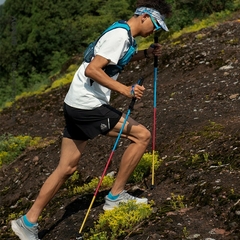 Imagen de Bastones trekking fibra de carbono plegables 162g para altura 1,80m a 1,90m E4201 par - AONIJIE