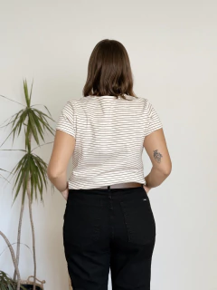 REMERA MORI - SIN CAMBIO