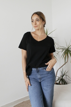 REMERA ANA NEGRO | Talle S al XXL - tienda online