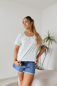 REMERA ARIANA GRIS | TALLE S-XXL - comprar online