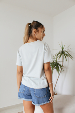 REMERA ARIANA GRIS | TALLE S-XXL - VASQUITAS