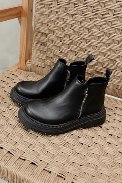 BOTAS SURREY NEGRO -PU - VASQUITAS