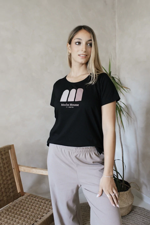 REMERA MOCHA NEGRO - Talle S al XXL - SIN CAMBIO - comprar online