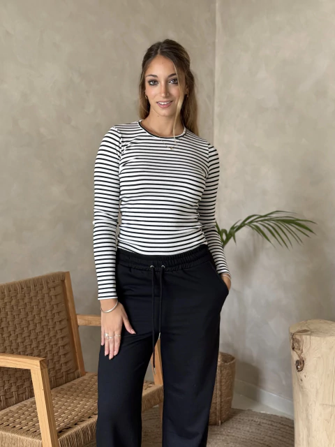 REMERA NACHA - SIN CAMBIO - comprar online