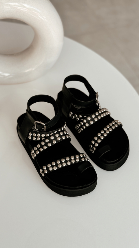 SANDALIAS AMATISTA CUERO NEGRO - SIN CAMBIO