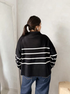 SWEATER HALTER