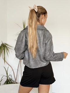 CAMPERA PERLA GRIS - comprar online