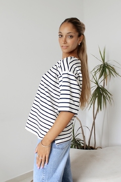 REMERA DINA en internet