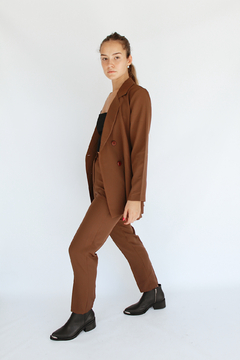 PANTALÓN ARMANI MARRÓN - SIN CAMBIO en internet