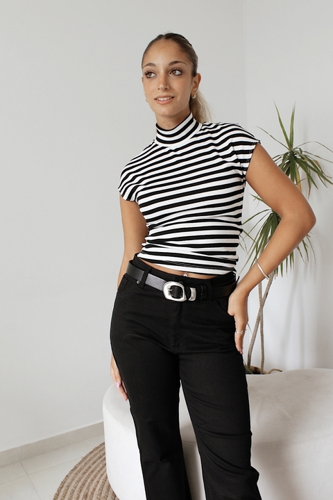 REMERA ABIGAIL - SIN CAMBIO - comprar online