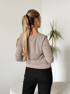 REMERA NANTES - VASQUITAS