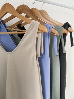 MUSCULOSA AMANDA - SIN CAMBIO en internet
