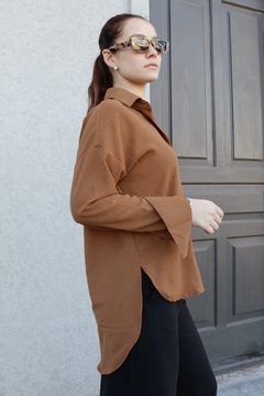 CAMISA MAGNOLIA CAMEL en internet