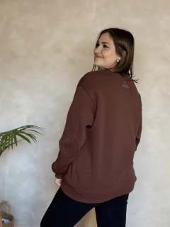 BUZO NEW JERSEY MARRÓN | TALLE S-XL - SIN CAMBIO