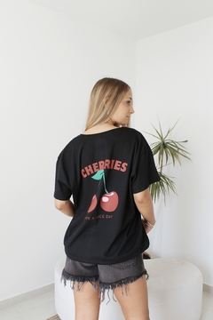 REMERÓN CHERRIES | TALLE S-XL - SIN CAMBIO en internet