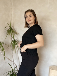 REMERA BORGOÑA NEGRO - Talle S al XXL - VASQUITAS