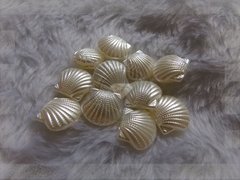 Conchinhas dourada (10 un)