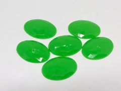 Chaton oval leitoso 18x25mm (10un)