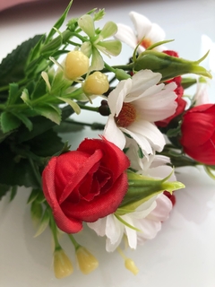 Imagem do Planta: Buque de rosas misto branco e vermelho