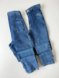 Imagem do Calça Skinny Escura