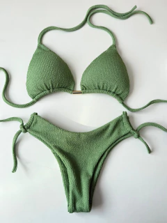 Biquíni Heloá na internet