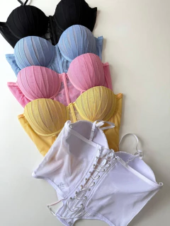 Corselet Plus de Tule na internet