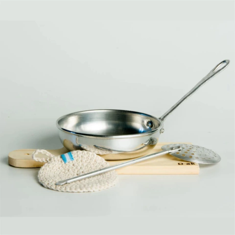 SET DE OLLAS. La salsa - DAK