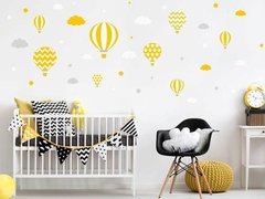 Adesivo De Parede Quarto Balões e Nuvens Decoração