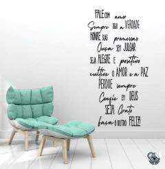 Adesivo de Parede Frase Fale com Amor