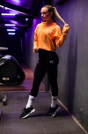 BUZO CROPTOP WORLD BRICK