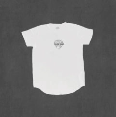 REMERA PERFORMANCE ROAR WHITE - comprar online