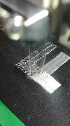 REMERA OVERSIZE BORDADA PREMIUM 4REAL WHITE en internet