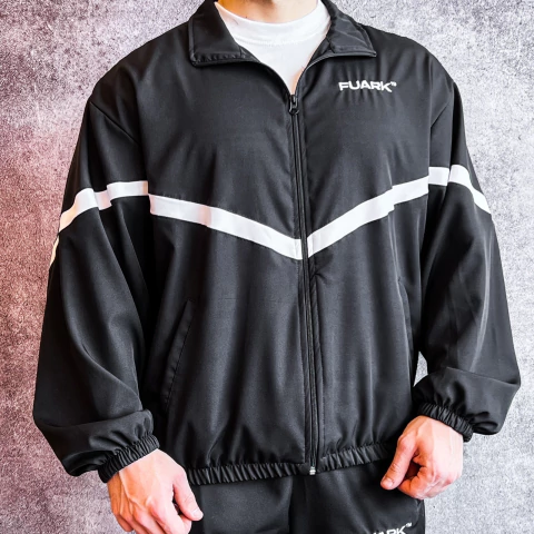 (CAMPERA) WINDKIT LINE BLACK/WHITE - comprar online