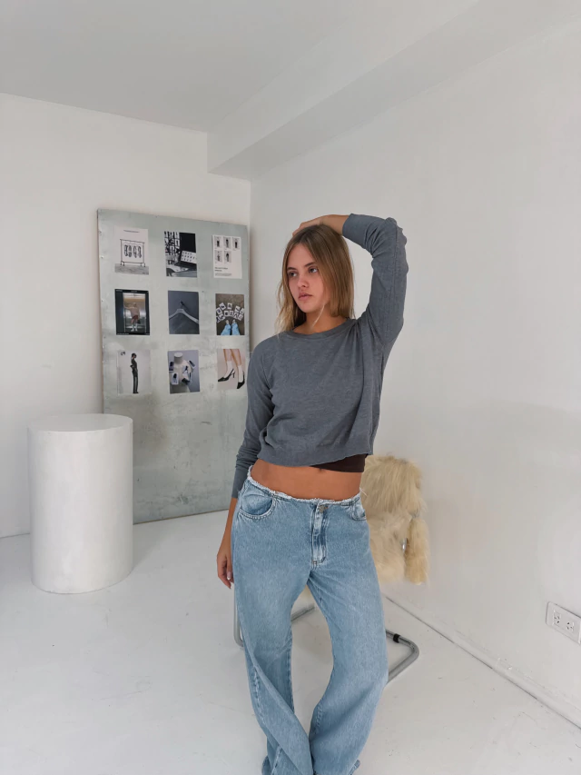 Sweater Paloma Gris thumbnail 2