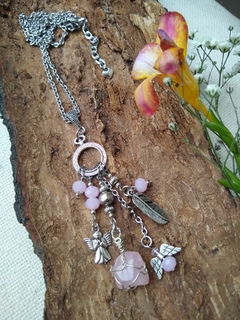 collar largo Arcangel chamuel cuarzo rosa