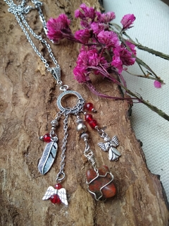 collar largo arcangel Uriel cornalina