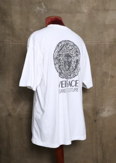 Camiseta Versace Anos 80 - B.Luxo