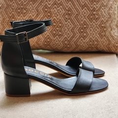 ANTONELLA Negra - comprar online