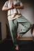 PANTALON CHI VERDE SECO en internet