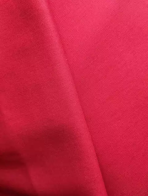 TRICOLINE LISA- Cor 903- VERMELHO VIVO - 50 CM