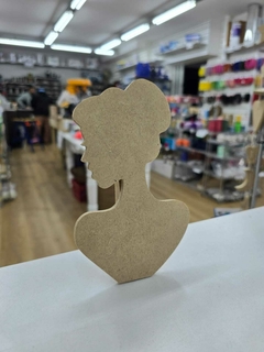 Exhibidor porta collares cuello busto mediano - La Casa del Artesano MDQ